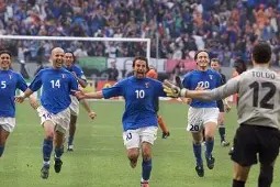 米乐M6官方网站-包含欧洲杯精彩姗姗来迟，谁能捧得出战荣誉的词条